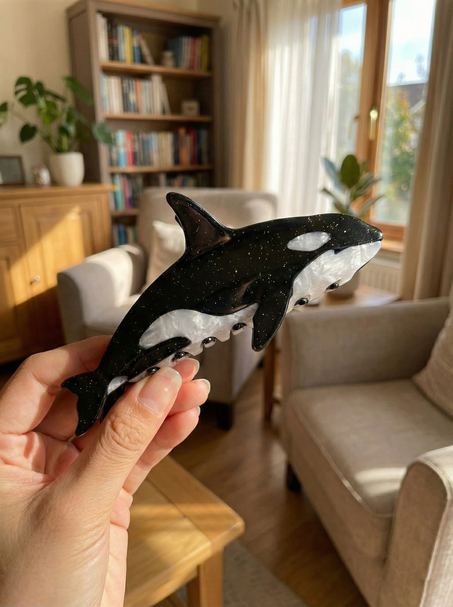 Ocean Spirit - Işıltılı Siyah Beyaz Orca (Katil Balina) Tasarım Toka